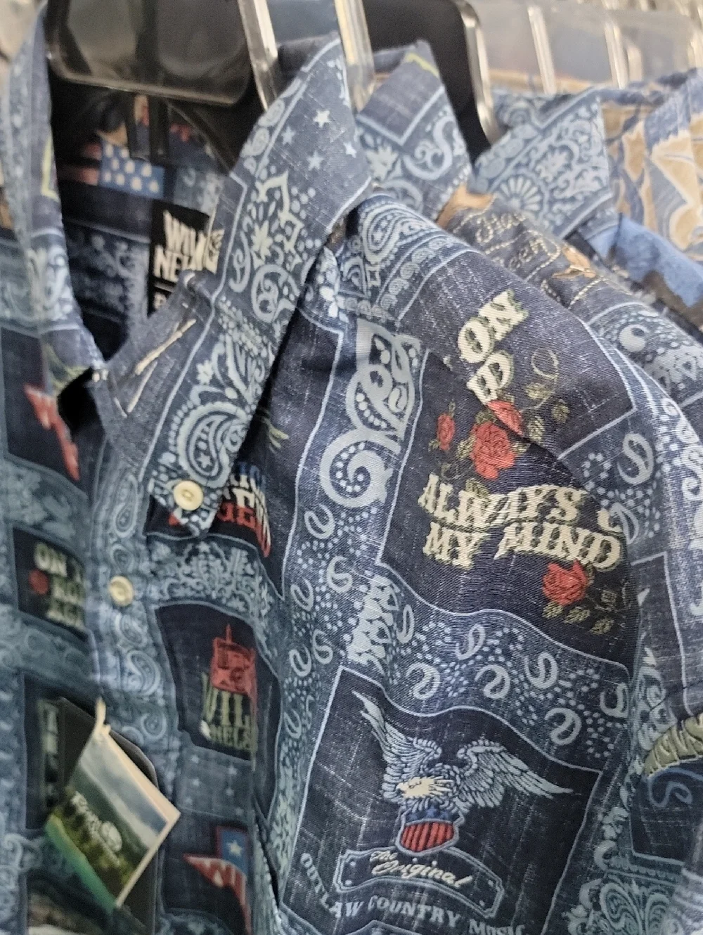 reyn spooner x Willie Nelson Americana  Print Short-Sleeve Button-Down Shirt - Picture 5 of 16
